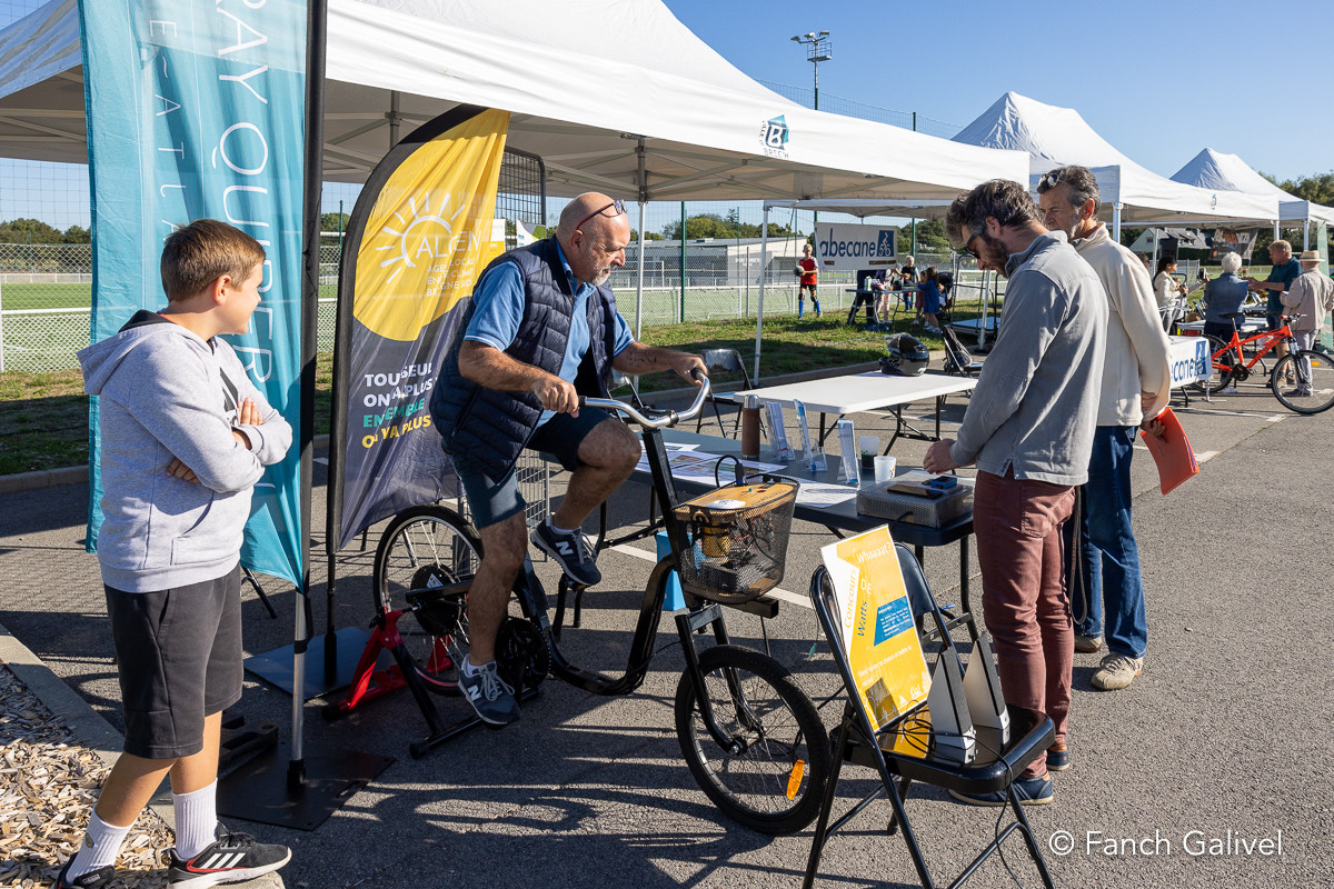 Balade vélo et animations pour l’inauguration des nouvelles pistes cyclables de Brec’h. Semaine du développement durable.