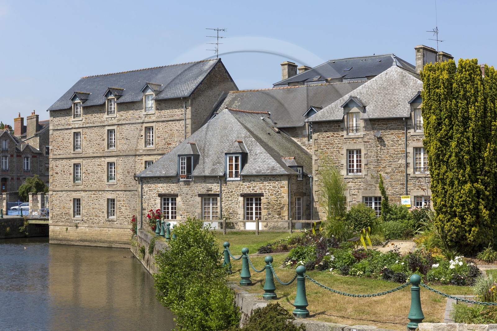 Les moulins du port de Plancoët ( 22 ).