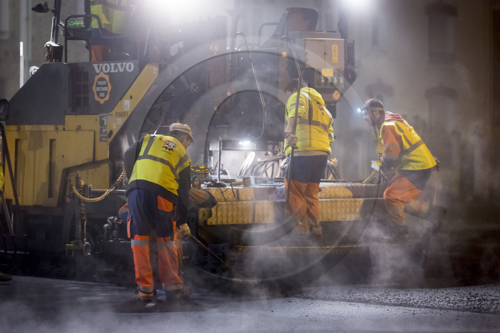 Triskell, chantier de nuit au carrefour de Kerjulaude à Lorient Triskell, chantier de nuit au carrefour de Kerjulaude à Lorient