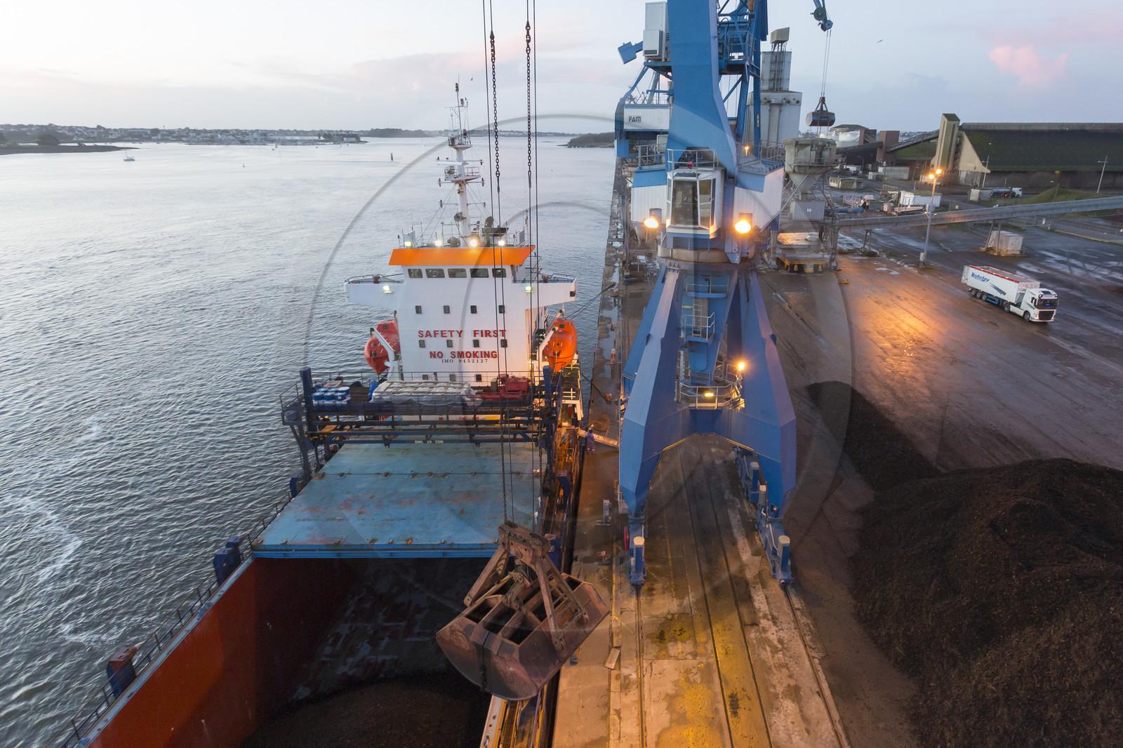 Port de commerce de Lorient Port de commerce de Lorient