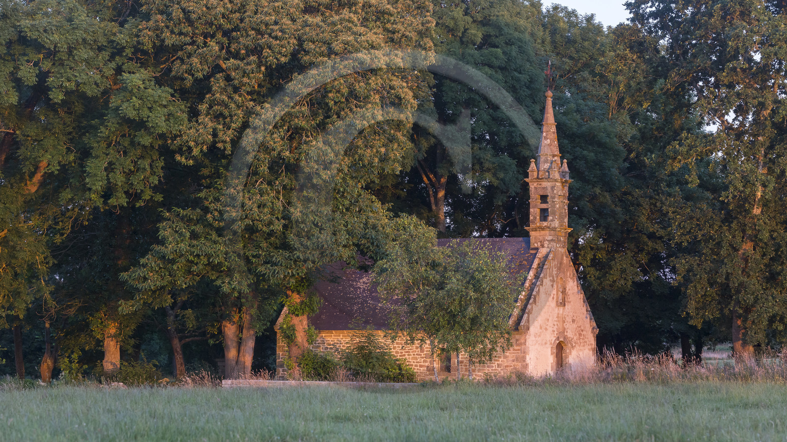 Chapel of the Madeleine in Kerguéarec in Carnac (56).