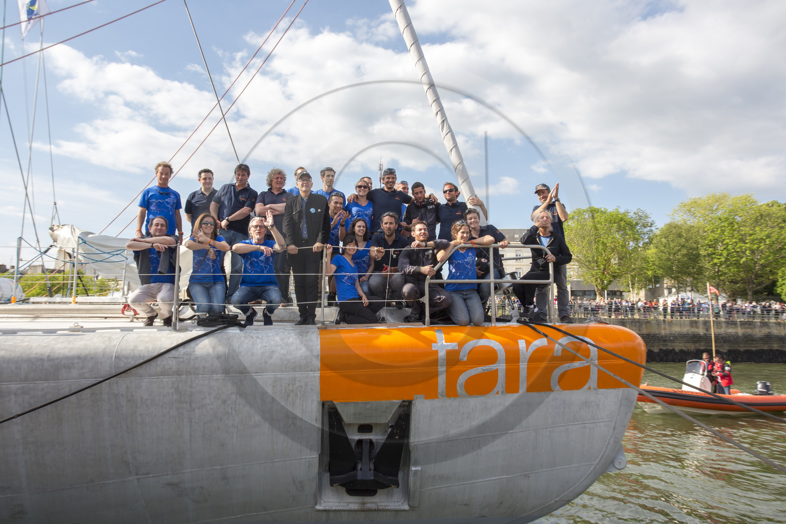 28 Mai 2016, départ du Tara du port de Lorient. 28 Mai 2016, départ du Tara du port de Lorient.