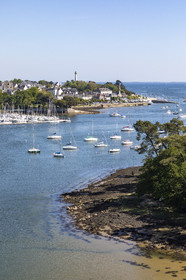 View of the Odet estuary _ Bénodet