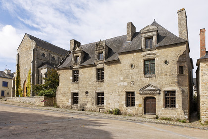 Pont-Scorff_Place of the House of Princes