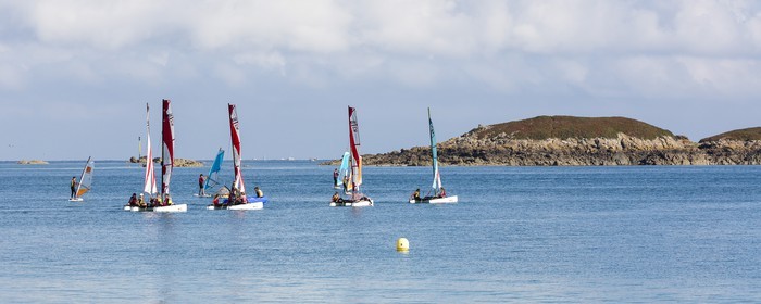 La plage du Rougeret à Saint-Jacut de la Mer ( 22 ).