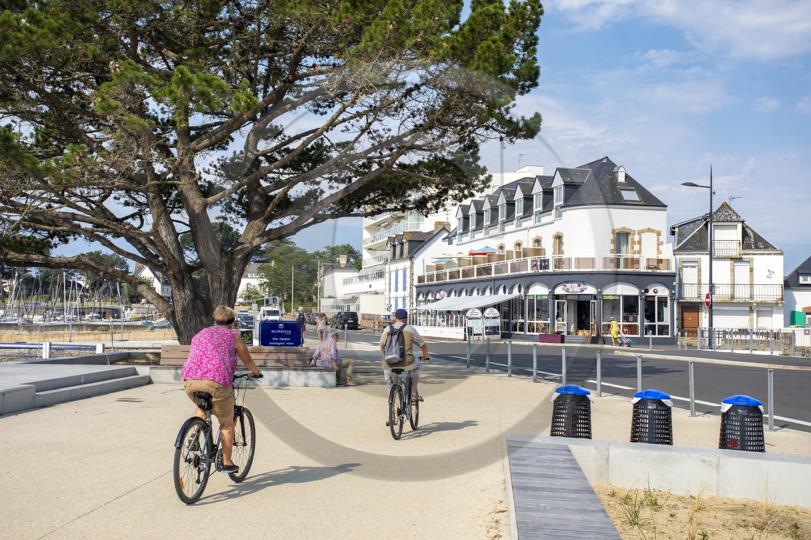 Balade au bord de la grande plage de Carnac