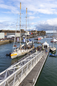 Lorient 27 October 2018 _ Arrival of the Tara at the base of submarines Lorient.