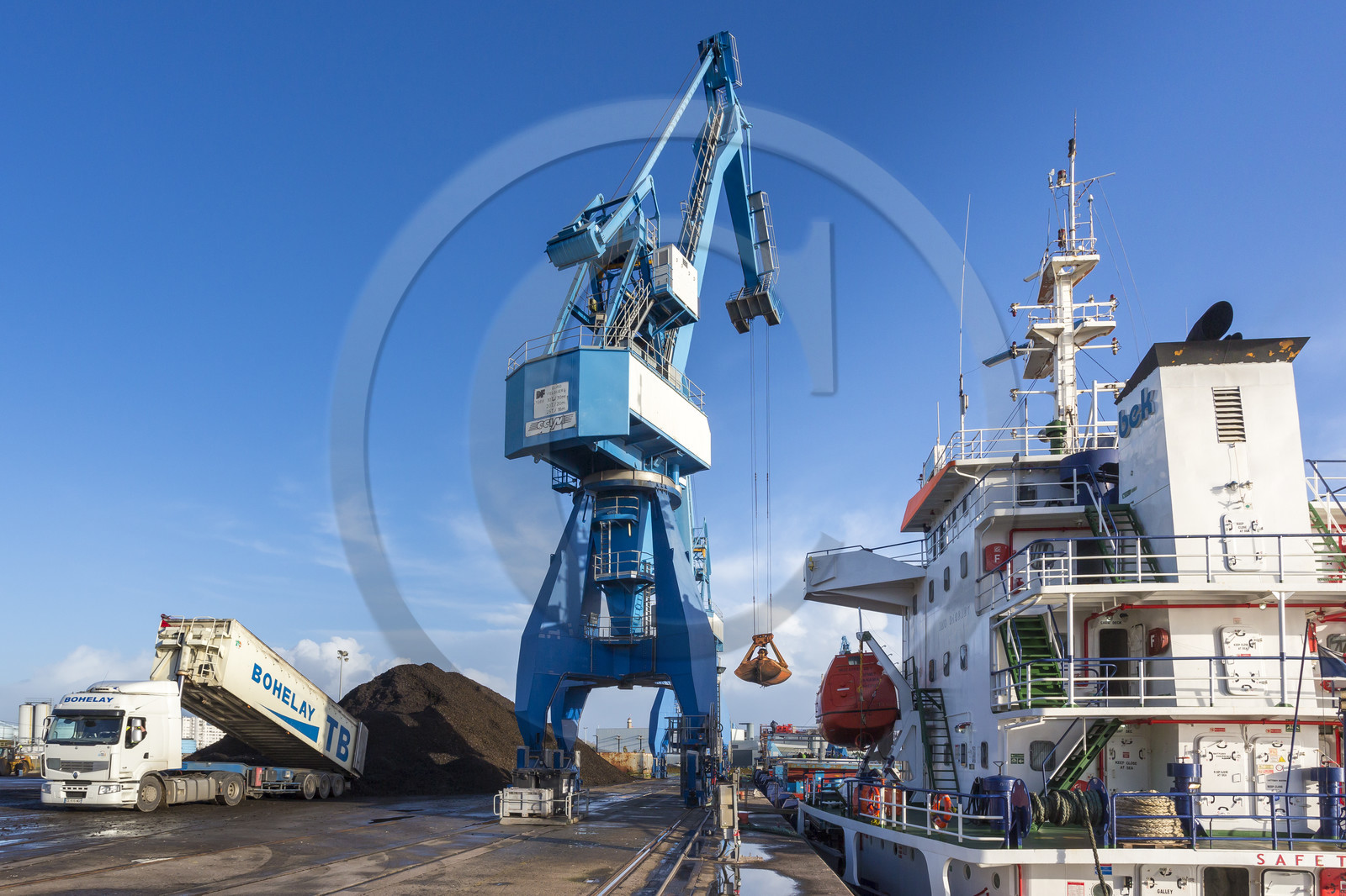 Port de commerce de Lorient Port de commerce de Lorient