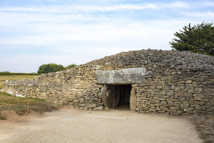 Dolmen of La Table des Marchand in Locmariaquer