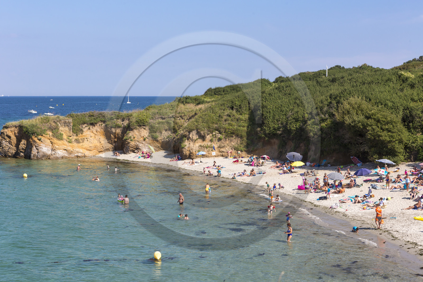 Plage de port-Mélite