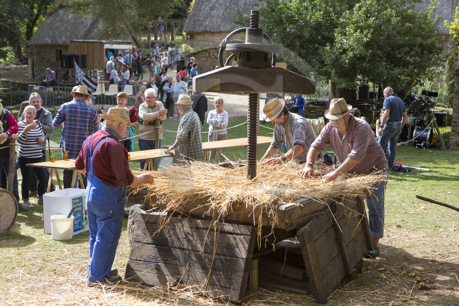 2016_Fête du cidre dans le village de Poul Fétan. Quistinic dans le Morbihan 2016_Fête du cidre dans le village de Poul Fétan. Quistinic dans le Morbihan