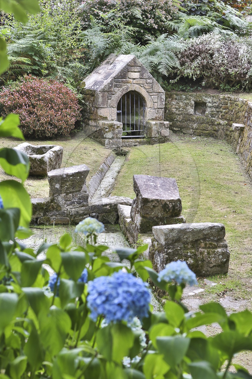 La fontaine et le lavoir du Queric _ La Trinite sur mer La fontaine et le lavoir du Queric _ La Trinite sur mer