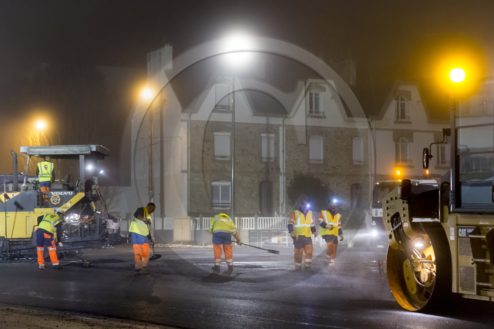 Triskell, chantier de nuit au carrefour de Kerjulaude à Lorient Triskell, chantier de nuit au carrefour de Kerjulaude à Lorient