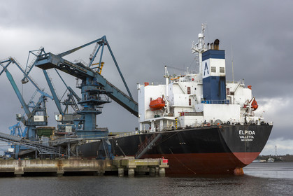 Rade de Lorient, Port de commerce