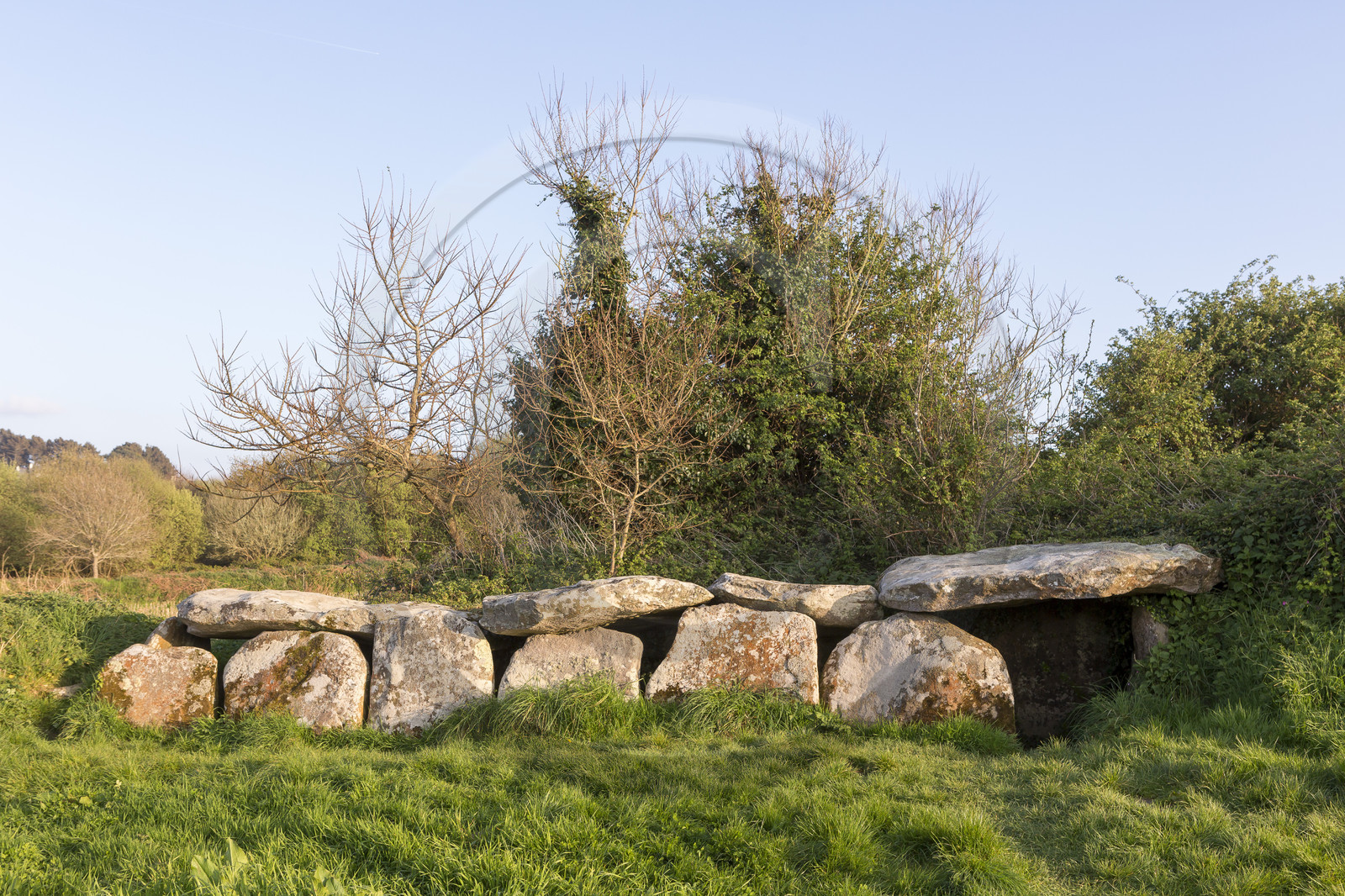 The covered walk from Kerguntuil to Trégastel.