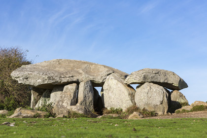 Dolmen de PenHap sur l'ile aux moines