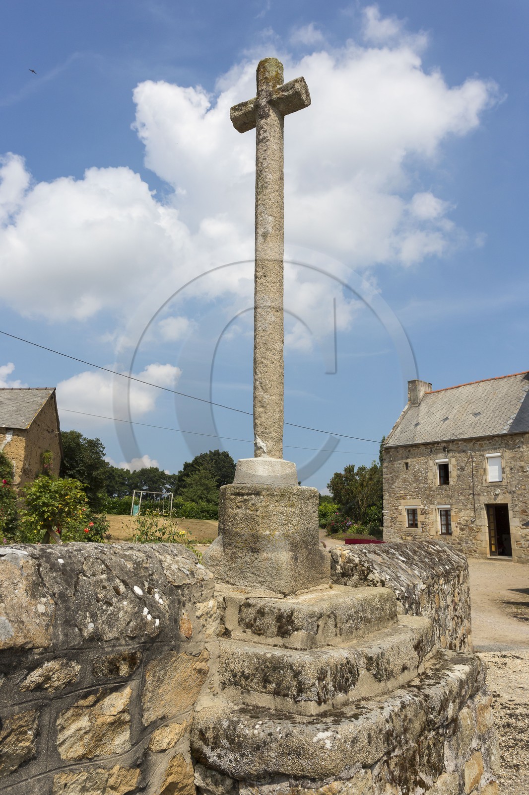 La croix du bourg _ Landébia La croix du bourg _ Landébia