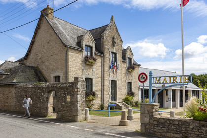 La mairie de Brandérion
