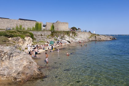 Les criques du Lohic _ Port-Louis