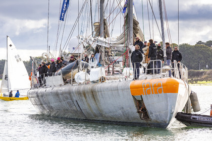 Lorient 27 October 2018 _ Arrival of the Tara at the base of submarines Lorient.