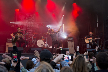 2018_ Concert of the Fatals Picard at the event Ports en fête, 10 years of the city of sailing_Lorient