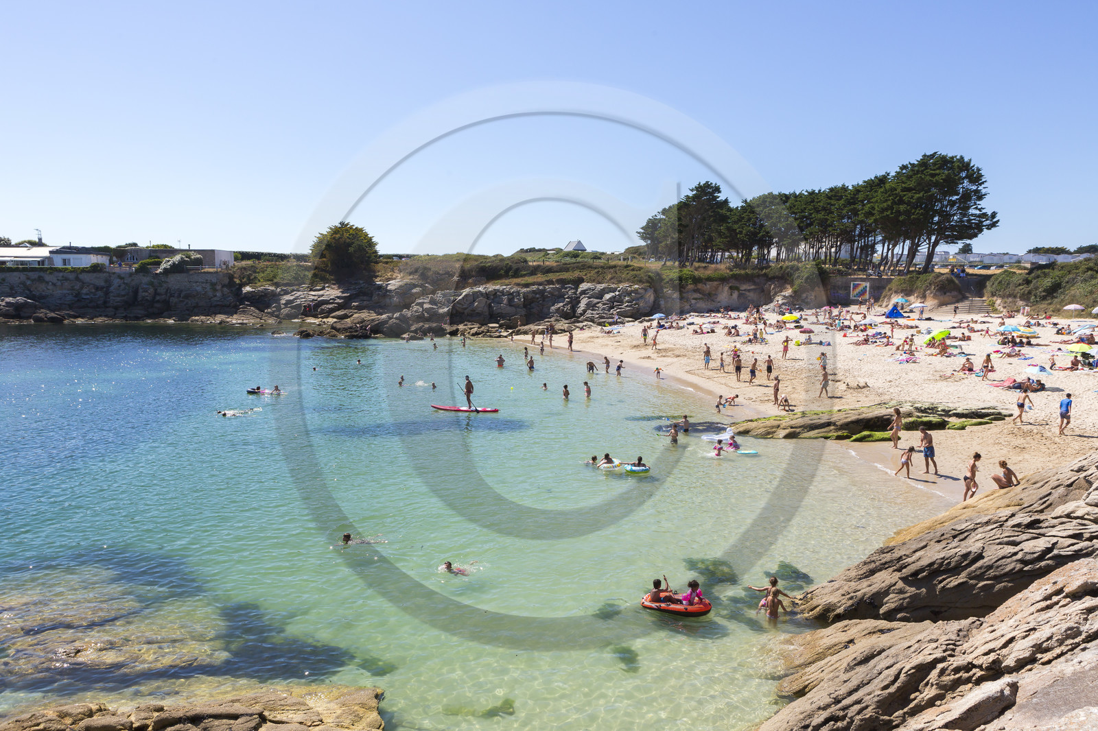 La plage du Pérello à Ploemeur. La plage du Pérello à Ploemeur.