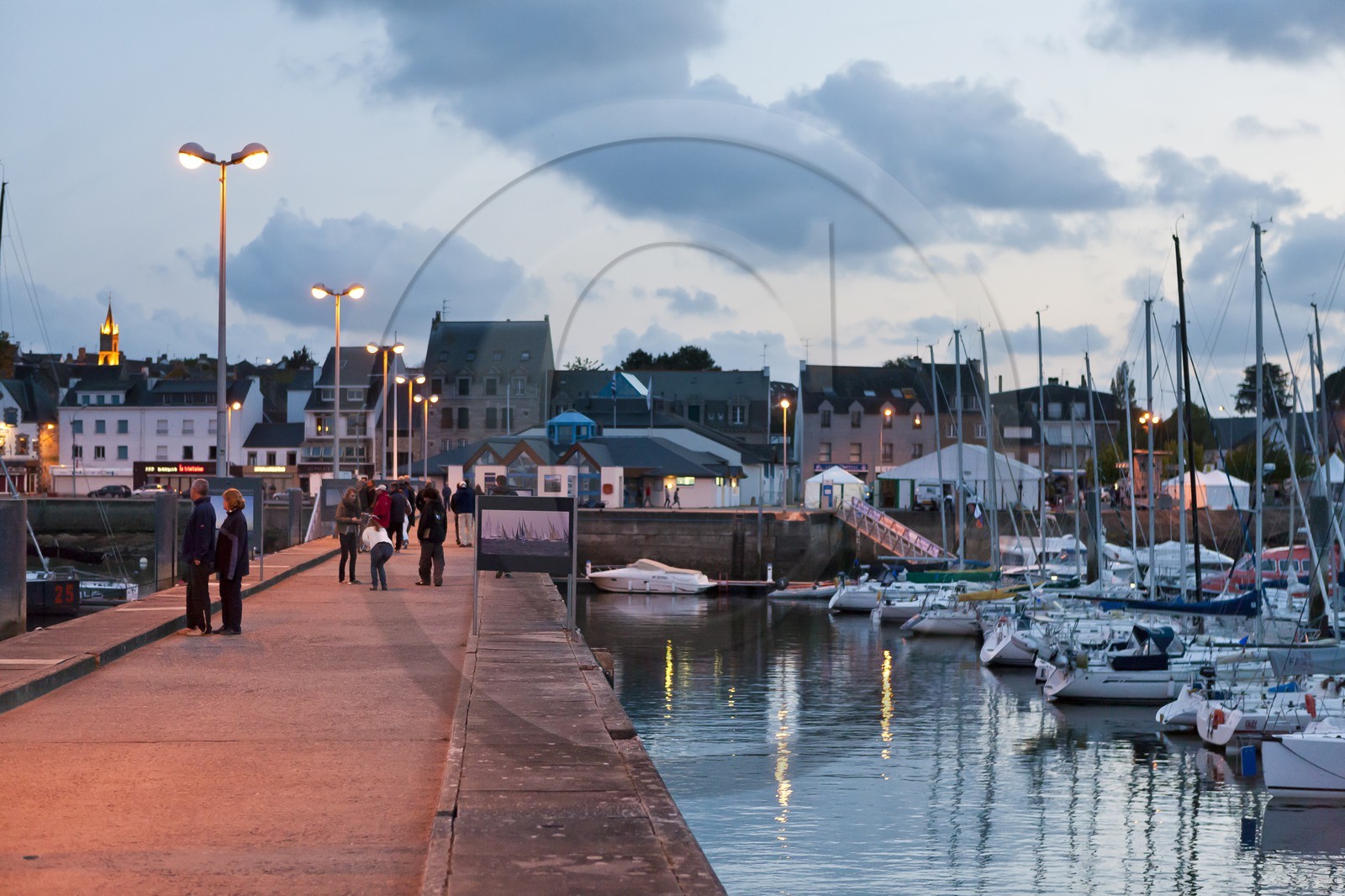 Le port de la Trinité sur mer lors de l' Armen Race.