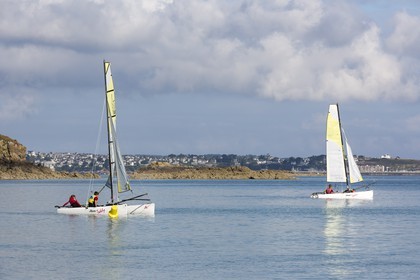 La plage du Rougeret à Saint-Jacut de la Mer ( 22 ).