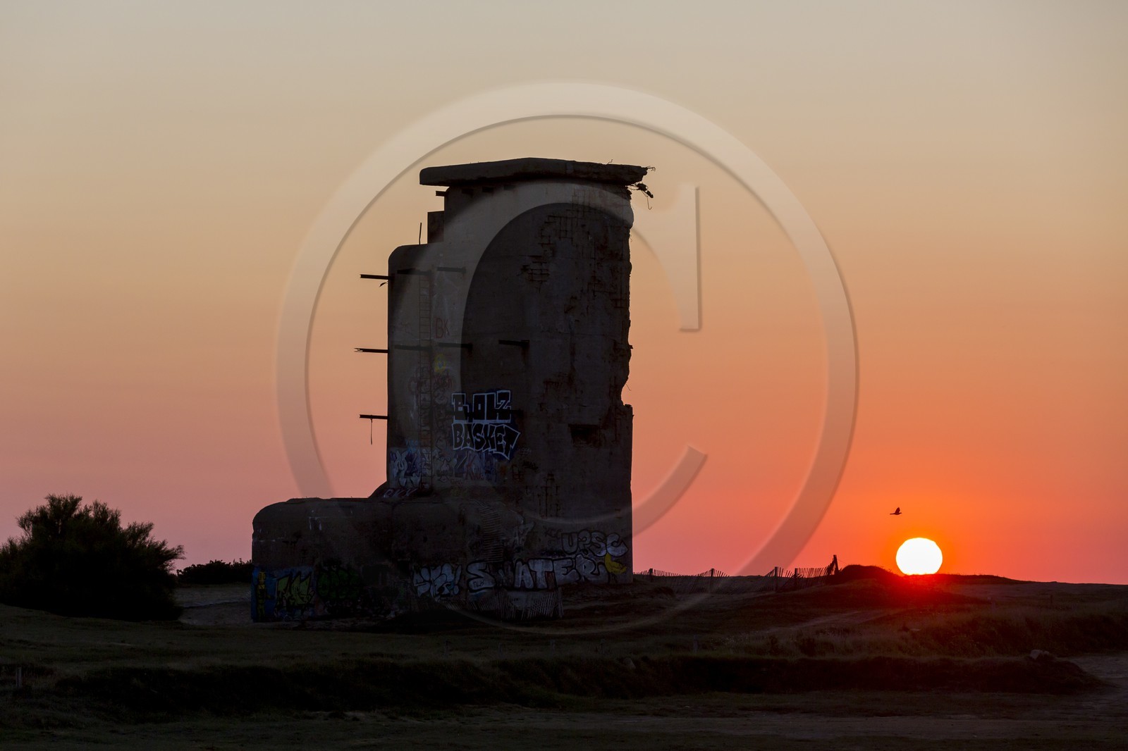 La tour du Bégo à Plouharnel . La tour du Bégo à Plouharnel .