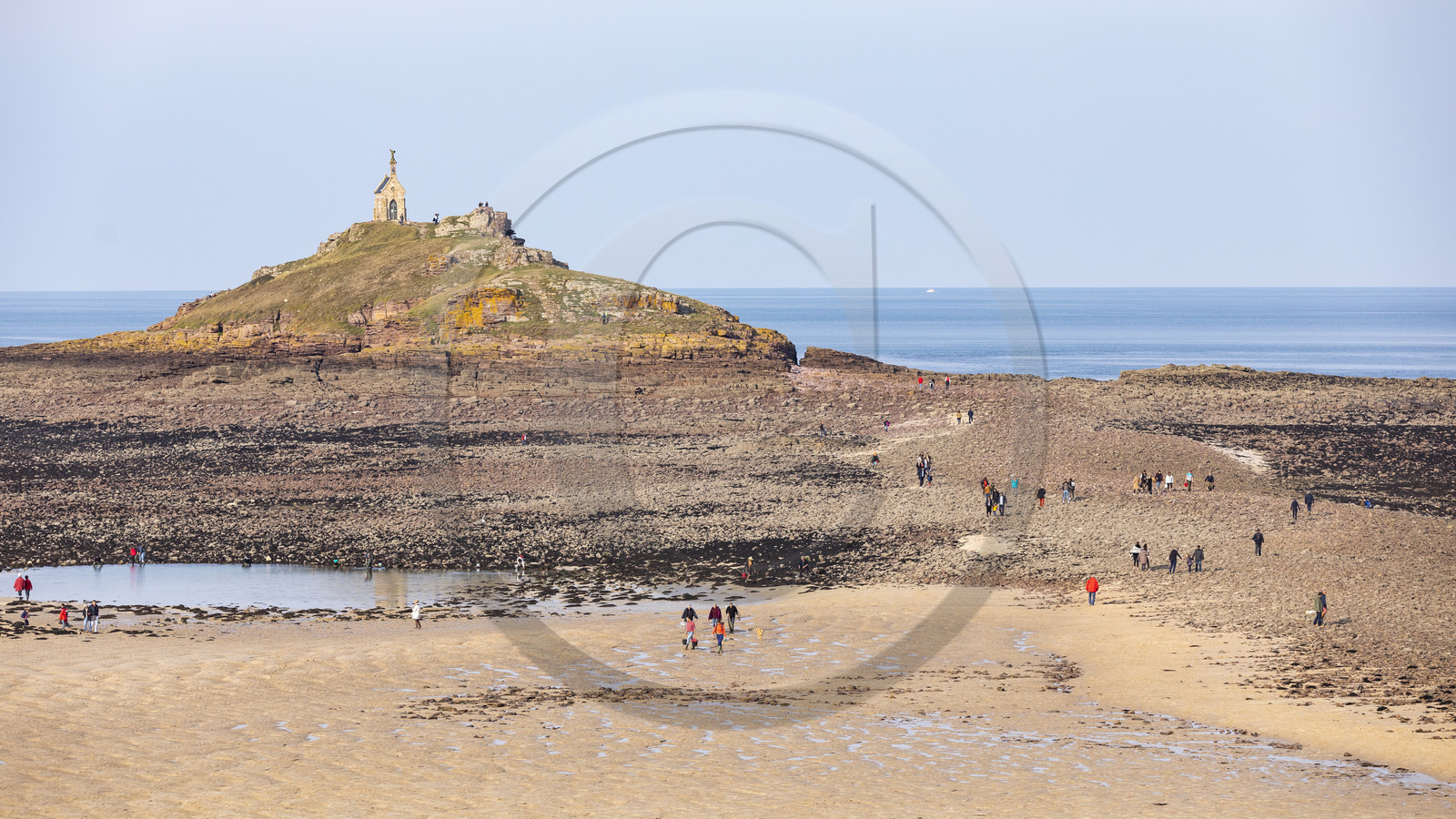 Plage de l'ilôt Saint-Michel à Erquy Plage de l'ilôt Saint-Michel à Erquy