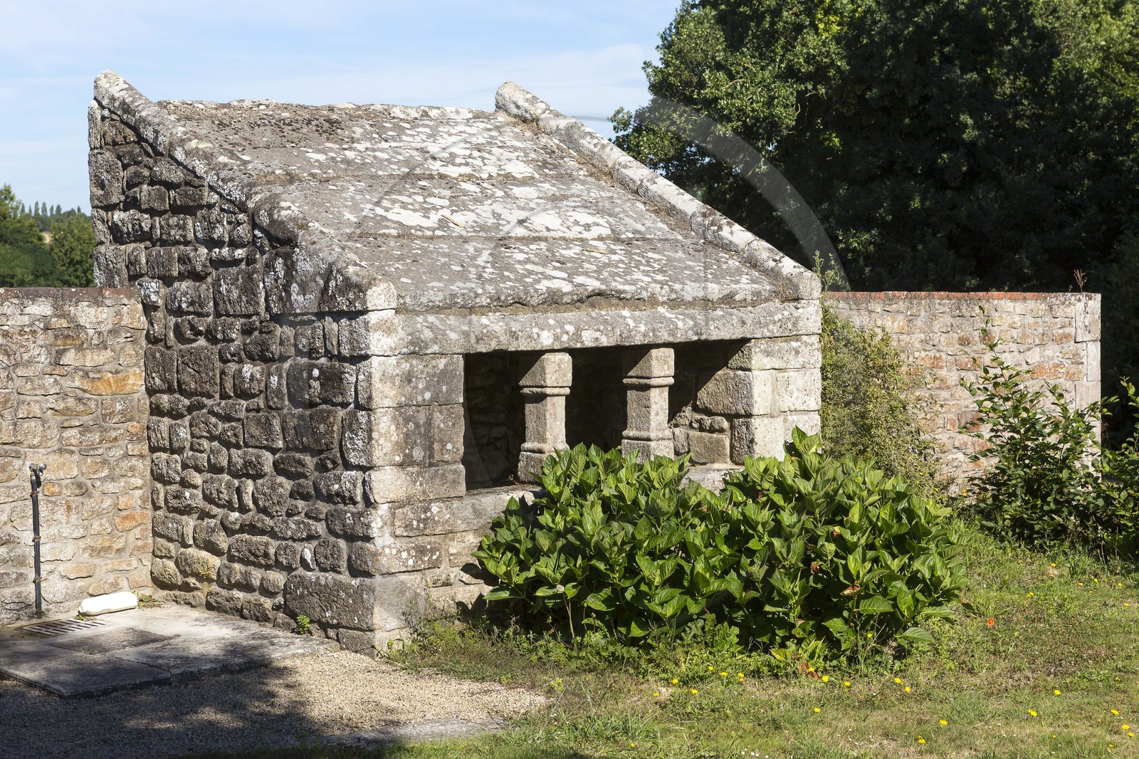 Ossuaire _ Plélan le petit Ossuaire _ Plélan le petit