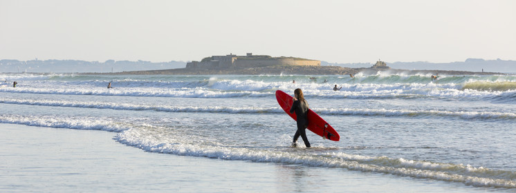 Surf on the Loch beaches in Guidel