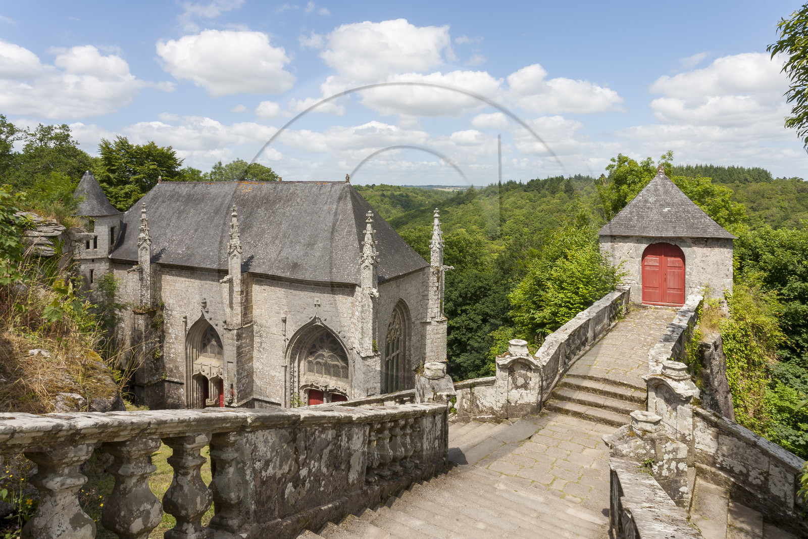La chapelle Sainte-Barbe au Faouët (56). La chapelle Sainte-Barbe au Faouët (56).