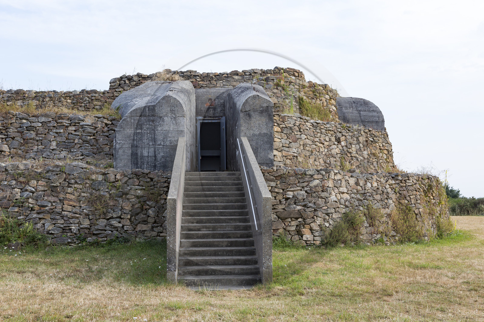 Le cairn du Petit Mont _ Arzon Le cairn du Petit Mont _ Arzon