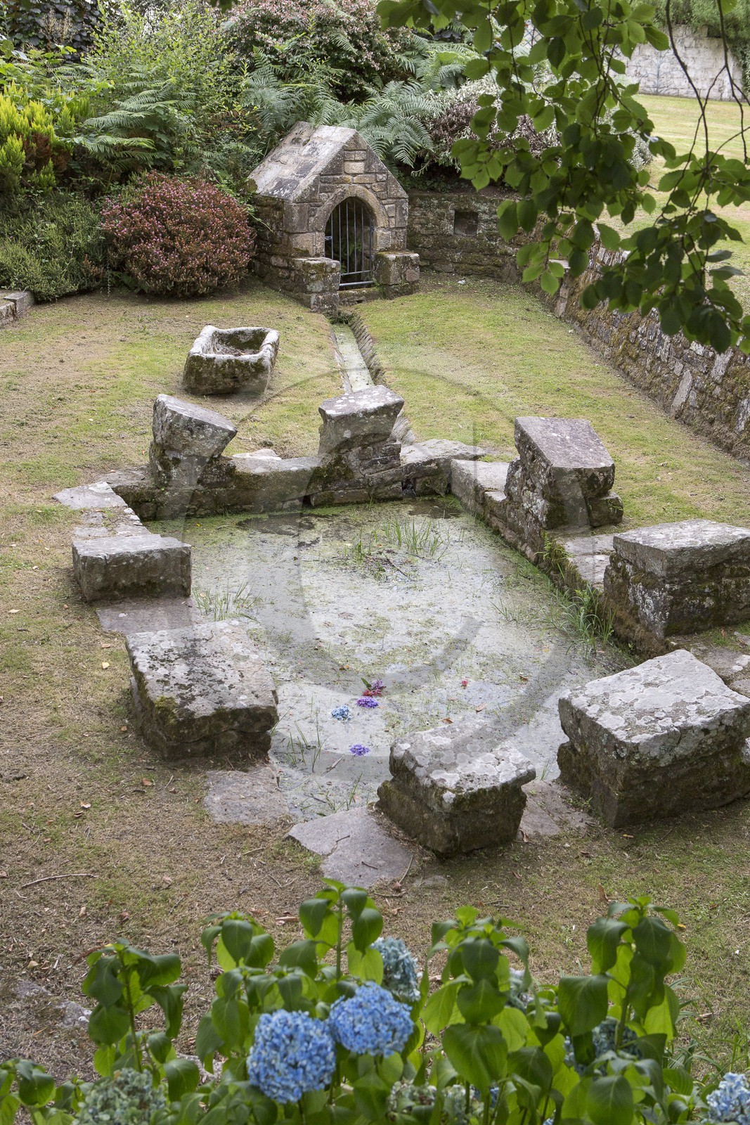 La fontaine et le lavoir du Queric _ La Trinite sur mer La fontaine et le lavoir du Queric _ La Trinite sur mer