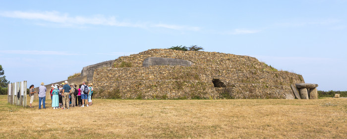 Cairn of Little Mont in Arzon