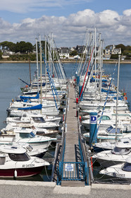 Le port de la pointe _ Port-Louis