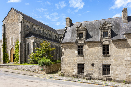 Pont-Scorff_Place of the House of Princes