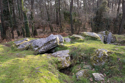 Le dolmen de Mané-Ven-Guen ou Toulvern situé à Baden