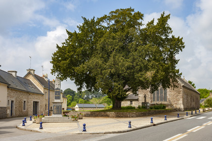 The chapel Sainte-Anne in Brandérion