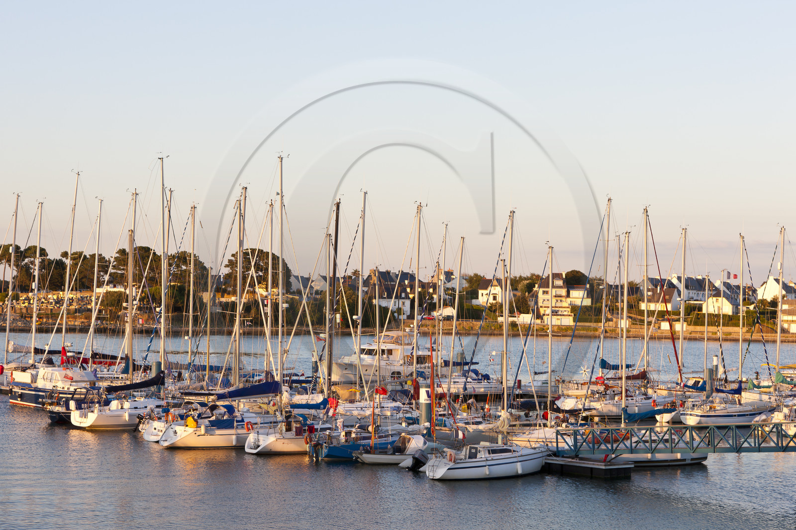 Le port de la pointe _ Port-Louis Le port de la pointe _ Port-Louis