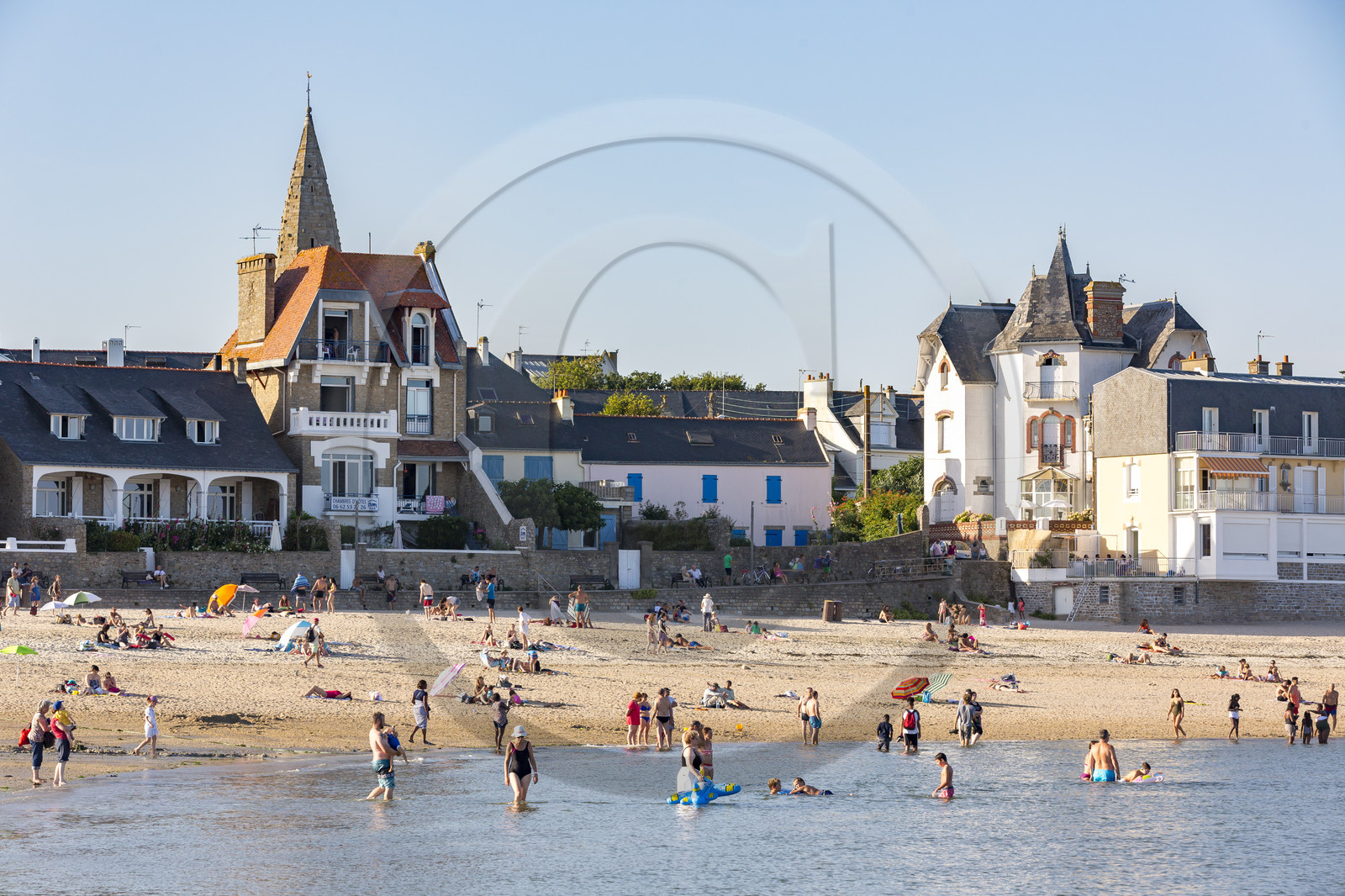 La plage de Port-Maria à Larmor-Plage. La plage de Port-Maria à Larmor-Plage.