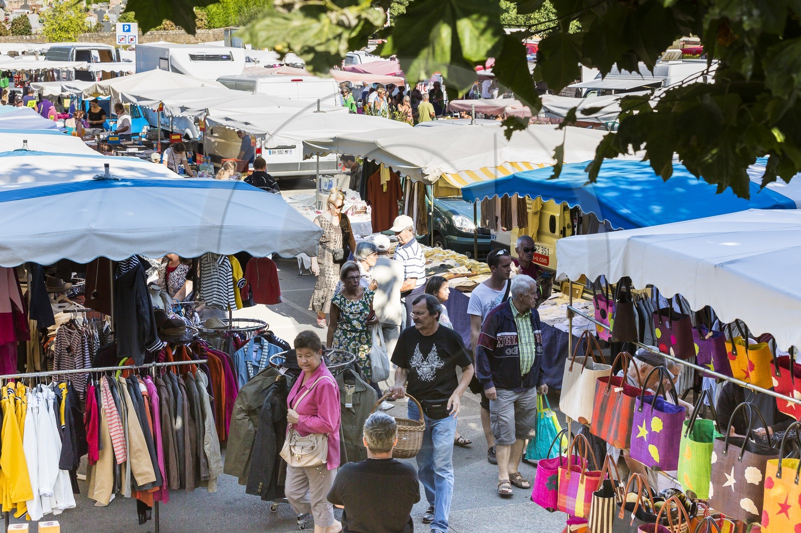 Le marche de la Trinité sur Mer Le marche de la Trinité sur Mer