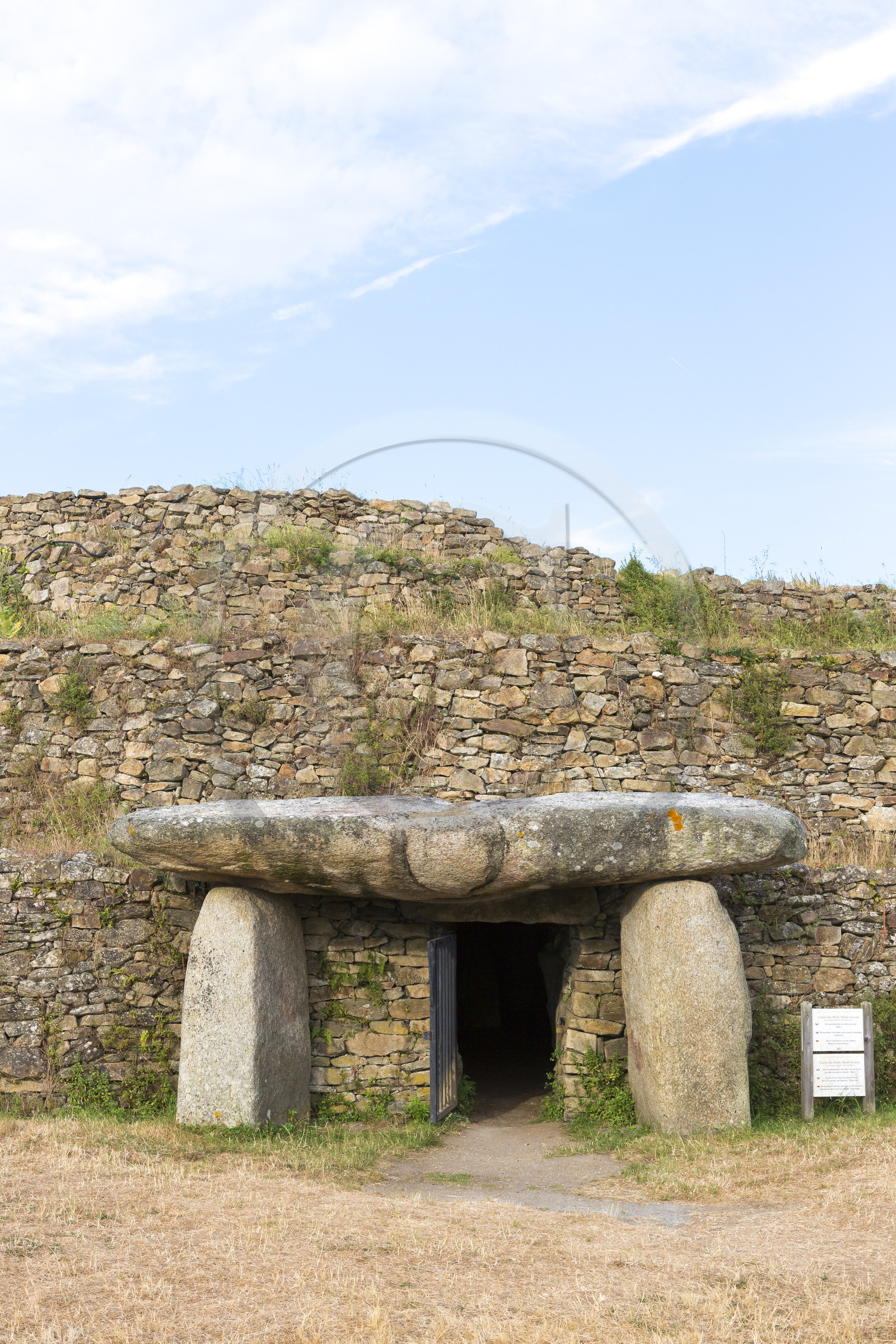 Le cairn du Petit Mont _ Arzon Le cairn du Petit Mont _ Arzon