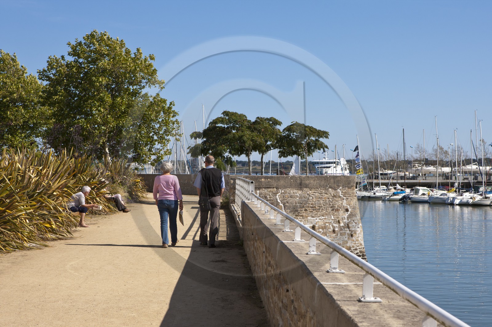 les chemins - Peristyle - Lorient les chemins - Peristyle - Lorient