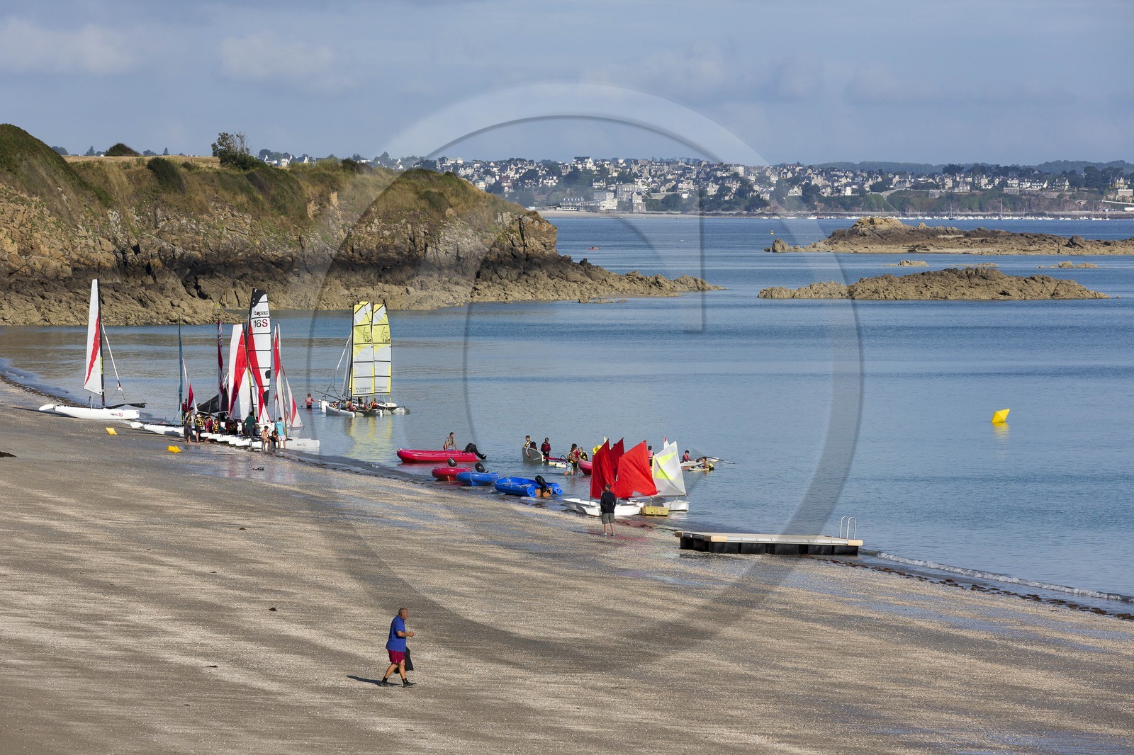 La plage du Rougeret à Saint-Jacut de la Mer ( 22 ).