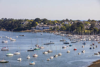 The port of Sainte-Marine on the right bank of the Odet