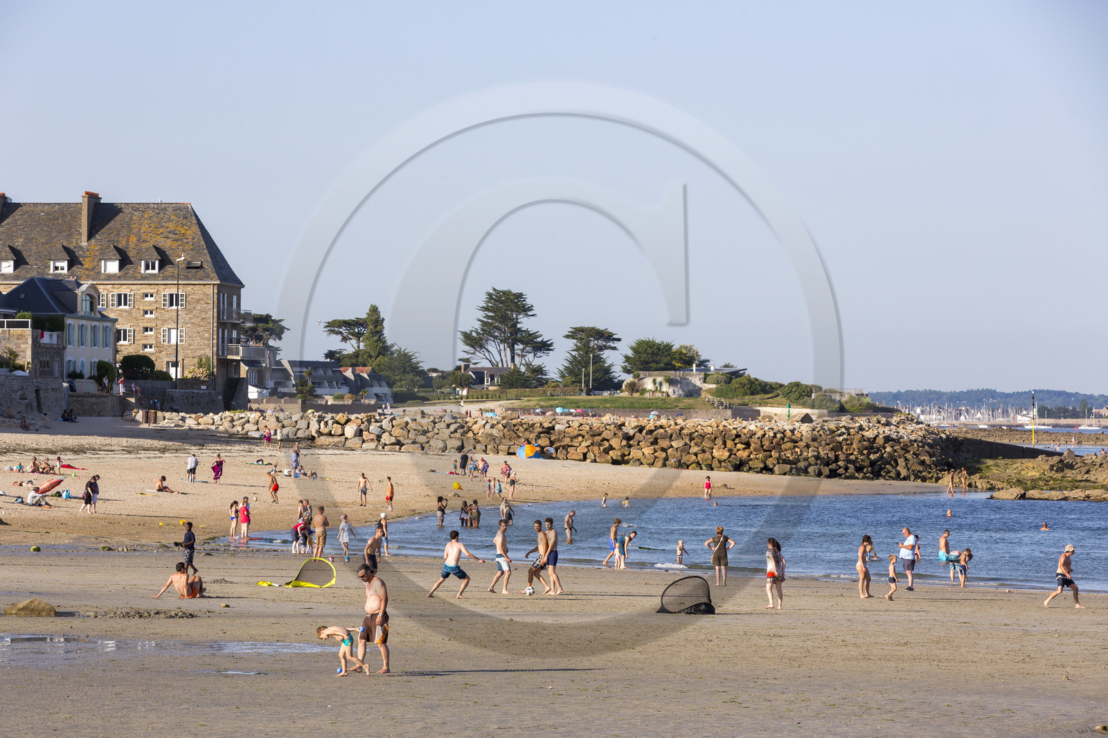 La plage de Port-Maria à Larmor-Plage. La plage de Port-Maria à Larmor-Plage.