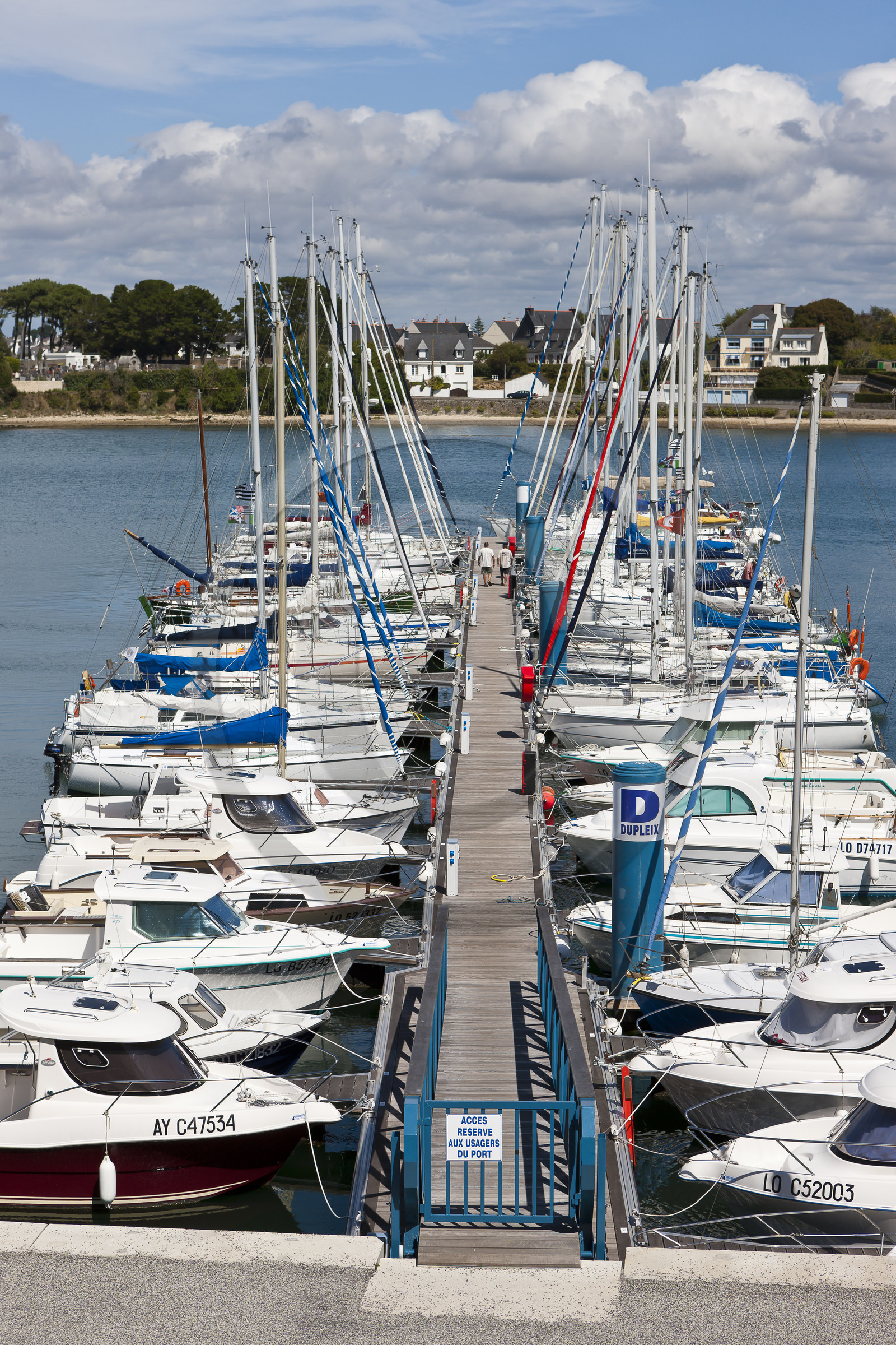 Le port de la pointe _ Port-Louis Le port de la pointe _ Port-Louis