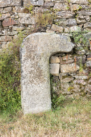 Cairn of Little Mont in Arzon